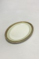 Royal 
Copenhagen 
Dagmar Oval 
Tray No. 9583. 
Measures 28,2 
cm / 11.10 in.