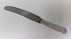 Evald Nielsen. 
Silver cutlery. 
Sterling (925). 
Cutlery no. 28. 
Lunch knife. 
Length 20.2 cm.