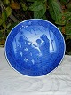 Royal 
Copenhagen 
porcelain. 
Christmas 
plate, "The 
Christmas 
tree," from 
1981. 1. 
Quality, fine 
...