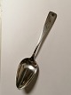 Silver spoon 
with a green 
flus Master 
Peter Johannsen 
Petersen 
Citizenship 
year 1833 
Length 22.5cm