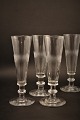 Fine, old 
French 
champagne 
flutes / flute 
in crystal 
glass with 
fine, simple 
grinding. 
H:17.5cm. ...