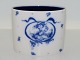 Rosenthal 
studio-line, 
Bjorn Wiinblad, 
jar with blue 
decoration and 
blue in the ...