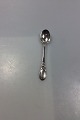 Evald Nielsen 
No. 16 Tea 
Spoon in 
Silver. 13.5 cm 
L (5.31").
