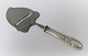 Evald Nielsen. 
Silver cutlery 
(830). Cutlery 
no. 13. Cheese 
planer. Length 
21 cm.