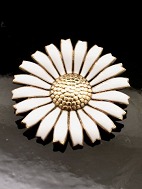Michelsen daisy brooch 4.3 cm. gold-plated sterling silver