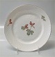 4 pcs in stock
026 Lunch 
Plate 21.5 cm 
(326) Balder 
B&G  - Cream 
base, rose hib, 
gold rim, form 
...
