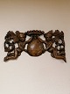 Openwork relief of wood in the form of putti 18th century Decoration over door Dimensions 32 x 57cm.