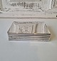 Beautiful 
cigarette box 
in silver, 
internally 
lined with 
wood. Stamped 
the three 
towers 1933 ...