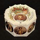 Royal Copenhagen; "Peters Jul" 8 Christmas cake plates of porcelain, original 
box