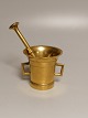 Brass mortar 
Stamped Copper 
mill Height 9cm 
with slopes 
17.5cm.