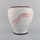 Large Bing and 
Grøndahl vase 
in crackled 
porcelain with 
leaping deer. 
1920's.
Measures: 24 x 
24 ...
