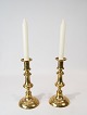 A set of 
candlesticks of 
brass from 
England, in 
great used 
condition from 
the 1860s.
21.5 x 10 cm.
