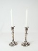 Set of silvered 
candlesticks in 
great condition 
from the 1920s.
20 x 10 cm.