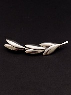 Vintage sterling silver brooch