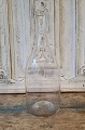 1800s beautiful 
mouth-blown 
Swedish carafe 
in clear glass. 

Height 26 cm.