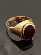 14 carat gold ring size 73 with carnelian