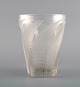 Lalique Hesperides tumbler in art glass with leaves in relief. 1930s.
