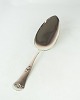 Cake server in 
Rose, of 
hallmarked 
silver.
25.5 cm.