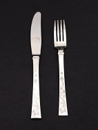Hans Hansen arveslv no. 12 knife 21.5 cm. fork 18.5 cm. 