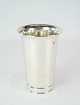 Vase of 
hallmarked 
silver.
18.5 x 13 cm.