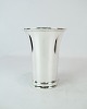 Vase of 
hallmarked 
silver.
16.5 x 13 cm.