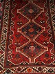 Shiraz rug, 
hand-knotted 
rug, Iran, 20th 
century 153 x 
104 cm.
With warranty 
certificate.