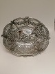 Table top of 
silver 830 
Numerous 
openwork 
decorations and 
richly driven 
figure Height 
6.5cm ...