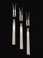 Hans Hansen sterling arveslv no. 18 cold meat forks