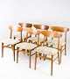 Set of six 
dining room 
chairs in teak 
and upholstered 
with light 
fabric, of 
danish design 
...