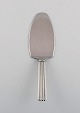 Sigvard Bernadotte for Georg Jensen. Bernadotte serving spade in sterling silver 
and stainless steel.
