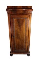 Tall cabinet in 
mahogany on 
feet and in 
great vintage 
condition from 
the 1840s. 
H - 146 cm, W 
...