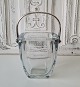 Olaf Gunnar 
Hjertzell Ice 
bucket with 
handle in 
Sterling 
Silver. 
Designed by 
Olaf Gunnar ...