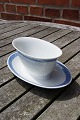 Blue Fan Danish porcelain, oval sauce bowls on fixed stand