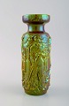 Art deco 
Zsolnay vase in 
glazed ceramics 
modeled with 
workers. 
Beautiful 
luster glaze. 
1920s / ...