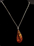 Necklace with amber