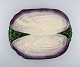 Pol Chambost (1906-1983), Frankrig. Kæmpe organisk formet fad i glaseret 
stentøj. Smuk glasur i lilla, rosa og grønne nunacer.  1940