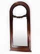 Mirror of 
mahogany 
decorated with 
carvings, in 
great antique 
condition from 
the 1860s.  
146 x ...