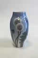 Bing & Grondahl 
Art Nouveau 
Vase Dandelion 
No 7916/243. 
Measures 24.5 
cm / 9 41/64 
in.