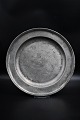 Decorative antique 1800 Century tin plate with a very fine patina.Dia. 35cm.