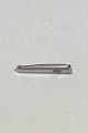Jos. Kahn 
A/S	14 K 
Whitegold Bar 
Brooch/ Tie pin 
Measures 4 cm 
(1 37/64 in) 
Weight 3.6 gr / 
0.12 oz