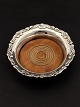 Wine tray D. 16.5 cm. wood with silver plated ring item no. 467801