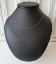 Vintage 
necklace in 14 
kt gold 
Stamped: 585
Length 45.5 
cm. Width 2 mm.