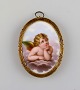 Antik Meissen miniature plakette i håndmalet porcelæn med bronzeramme. Motiv 
efter Raphael. Ca. 1900.
