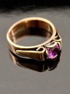 8 carat gold ring