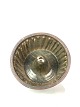 Ceramic pudding 
shaper in brown 
colours from 
around the 
1930s. 
H - 12.5 cm 
and Dia - 27.5 
cm.
