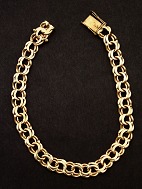 8 ct. gold bracelet