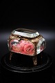 Old French 
jewelry box in 
bronze and 
faceted glass, 
silk pillow and 
a nice old 
patina. 
H:6,5cm. ...