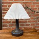 Table lamp in 
blue-gray 
ceramic.