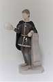 Royal 
Copenhagen. 
Bing & 
Grondahl. 
Figure. Hamlet. 
Model # 2408. 
Height 22.5 cm. 
(1 quality)