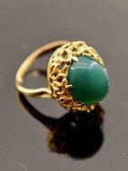 18 carat gold ring